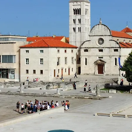 Luce Mala One Bedroom *