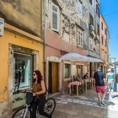 Lägenhet Luce Mala One Bedroom Zadar