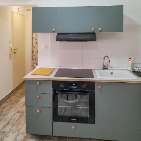 公寓 Luce Mala One Bedroom 扎达尔