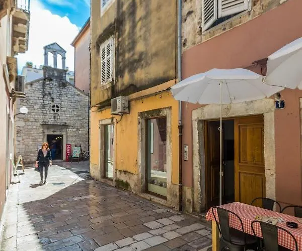 Luce Mala One Bedroom *