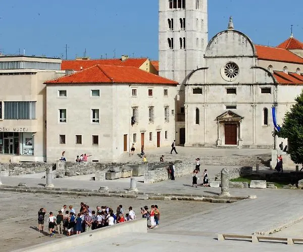 Luce Mala One Bedroom *